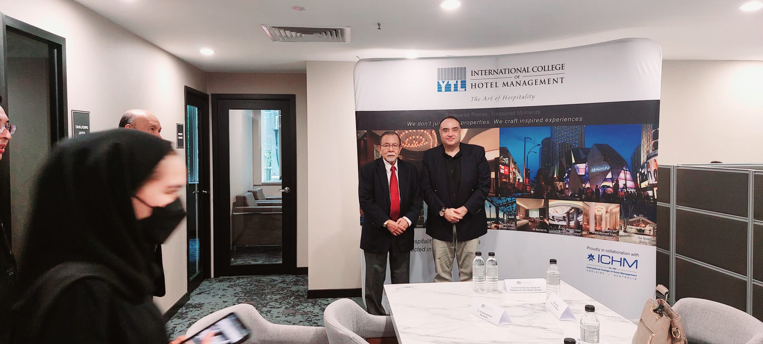 TAN SRI DATUK SERI PANGLIMA DR. ABU HASSAN BIN OTHMAN with Prof. Dr. Omar Masud